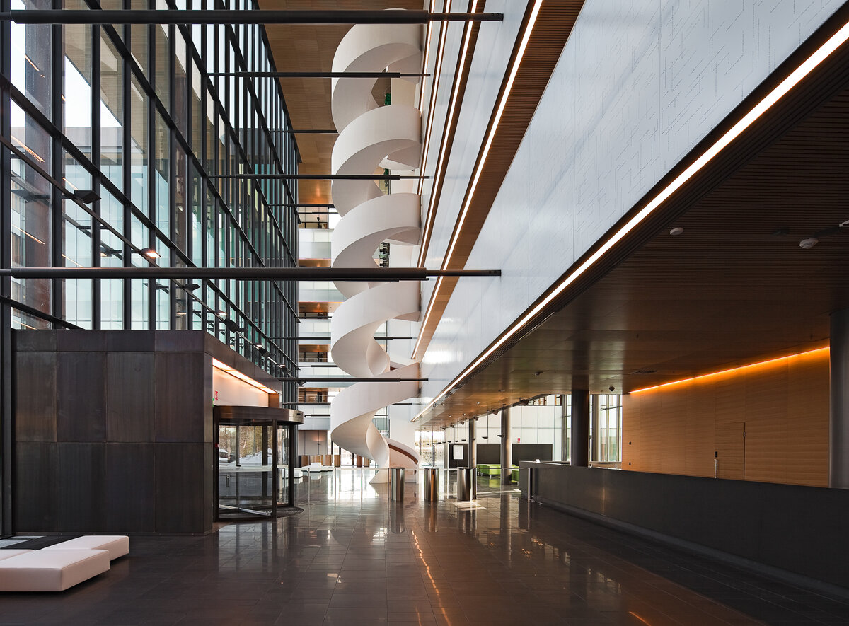 lahitapiola_paakonttori_aula_espoo